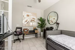 8865 W Palo Verde Dr, Glendale, AZ 85305 - Photo 19