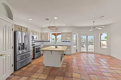 2070 W Bromm Lane, Wickenburg, AZ 85390 - Photo 3