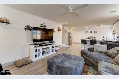 5034 S 11th Place, Phoenix, AZ 85040 - Photo 11