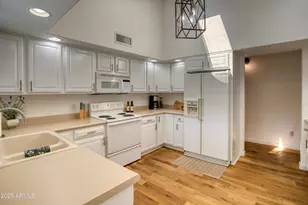 3651 Crown Dancer Dr, Pinetop, AZ 85935 - Photo 13