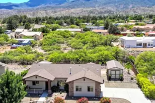 1941 Crossroads, Clarkdale, AZ 86324 - Photo 1