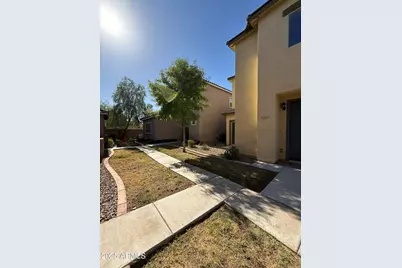 7307 S 17th Drive, Phoenix, AZ 85041 - Photo 3