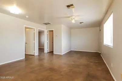 918 S 1st Avenue #2, Phoenix, AZ 85003 - Photo 3