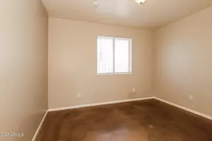 918 S 1st Ave, Phoenix, AZ 85003 - Photo 9