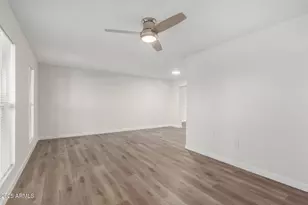 10166 W Cinnebar Ave, Sun City, AZ 85351 - Photo 7