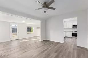 10166 W Cinnebar Ave, Sun City, AZ 85351 - Photo 19