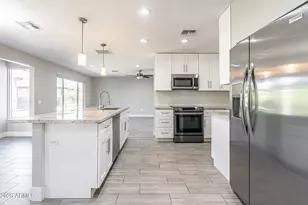 17012 N 97th Dr, Sun City, AZ 85373 - Photo 17