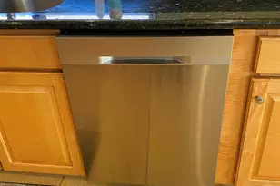 3233 W Pleasant Ln, Phoenix, AZ 85041 - Photo 27