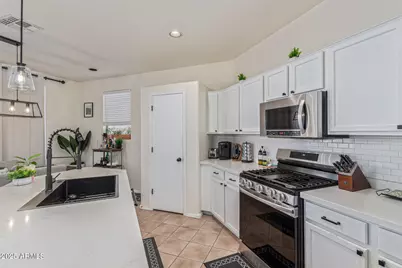 15727 N 162nd Lane, Surprise, AZ 85374 - Photo 11