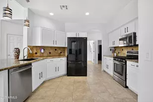 6843 S 26th St, Phoenix, AZ 85042 - Photo 17