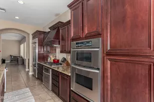 18135 W Willow Dr W, Goodyear, AZ 85338 - Photo 41