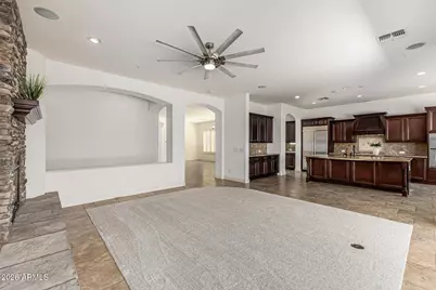 18135 W Willow Drive W, Goodyear, AZ 85338 - Photo 15