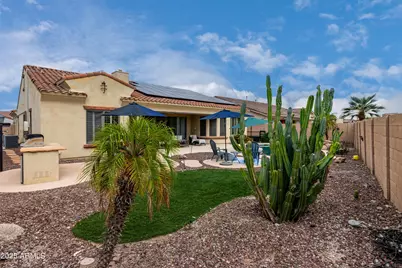 18135 W Willow Drive W, Goodyear, AZ 85338 - Photo 9