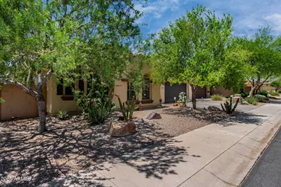 18135 W Willow Drive W, Goodyear, AZ 85338 - Photo 17