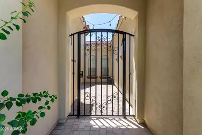 18135 W Willow Drive W, Goodyear, AZ 85338 - Photo 21