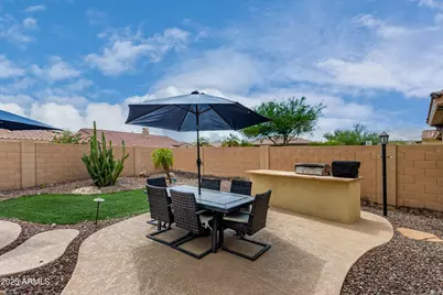 18135 W Willow Drive W, Goodyear, AZ 85338 - Photo 7