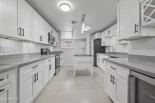 8547 W Magnum Dr, Arizona City, AZ 85123 - Photo 9