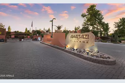 12222 N Paradise Village Parkway S #423, Phoenix, AZ 85032 - Photo 1