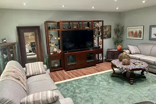 10009 W Pleasant Valley Rd, Sun City, AZ 85351 - Photo 7