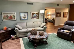 10009 W Pleasant Valley Rd, Sun City, AZ 85351 - Photo 9