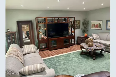 10009 W Pleasant Valley Road, Sun City, AZ 85351 - Photo 7