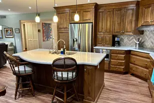 10009 W Pleasant Valley Rd, Sun City, AZ 85351 - Photo 3