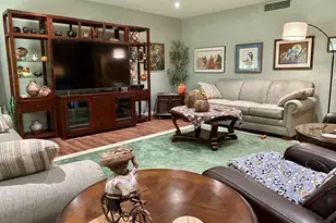 10009 W Pleasant Valley Rd, Sun City, AZ 85351 - Photo 11