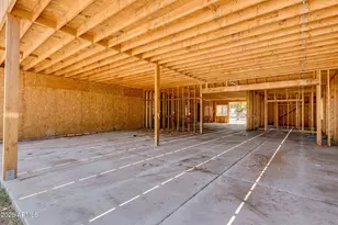 2210 W Morten Ave, Phoenix, AZ 85021 - Photo 9