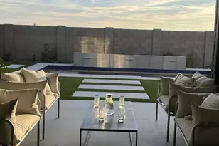 8511 S 9th Dr, Phoenix, AZ 85041 - Photo 17