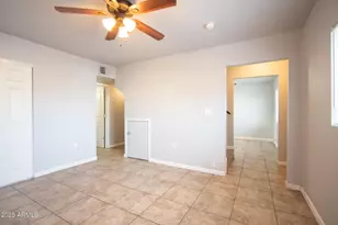 2646 E Willetta St, Phoenix, AZ 85008 - Photo 21