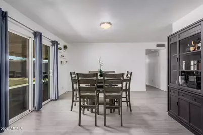 9903 N 87th Drive, Peoria, AZ 85345 - Photo 7