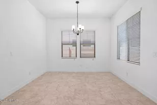 7645 W Crabapple Dr, Peoria, AZ 85383 - Photo 9