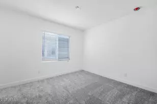 7645 W Crabapple Dr, Peoria, AZ 85383 - Photo 23