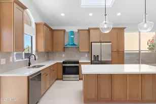 1349 E Sapium Way, Phoenix, AZ 85048 - Photo 7