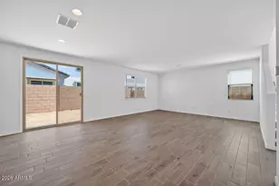 25264 N 165th Ln, Surprise, AZ 85387 - Photo 7
