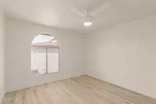 10610 S 48th St, Phoenix, AZ 85044 - Photo 13