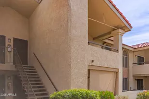 10610 S 48th St, Phoenix, AZ 85044 - Photo 3