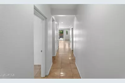 8953 W Townley Avenue, Peoria, AZ 85345 - Photo 5