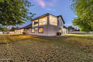 140 E Pony Ln, Gilbert, AZ 85295 - Photo 71