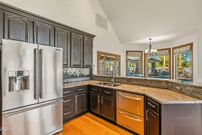 140 E Pony Lane, Gilbert, AZ 85295 - Photo 11