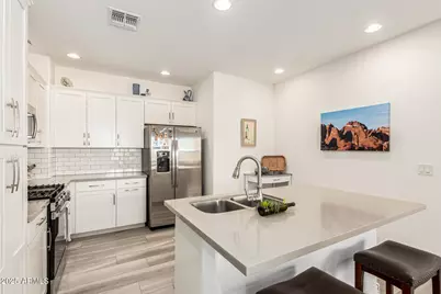 2425 W Bronco Butte Trail #2015, Phoenix, AZ 85085 - Photo 11