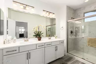 2425 W Bronco Butte Trl, Phoenix, AZ 85085 - Photo 5