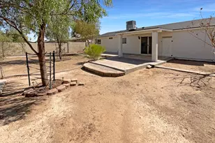 3614 N 64th Dr, Phoenix, AZ 85033 - Photo 5