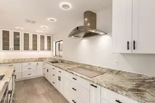 10445 S 27th Ave, Laveen, AZ 85339 - Photo 9