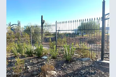 10445 S 27th Avenue, Laveen, AZ 85339 - Photo 23