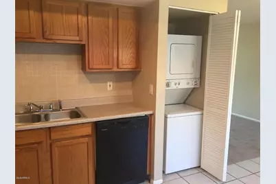 2847 N 46th Avenue #1, Phoenix, AZ 85035 - Photo 3