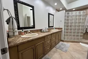 10283 N 103rd Street N, Scottsdale, AZ 85258 - Photo 9