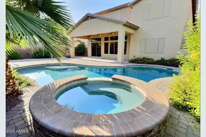 923 E Aquarius Place, Chandler, AZ 85249 - Photo 1