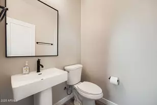 5523 S 11th Ave, Phoenix, AZ 85041 - Photo 13