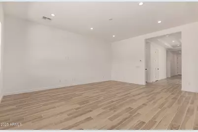 25348 N 158th Avenue, Surprise, AZ 85387 - Photo 9